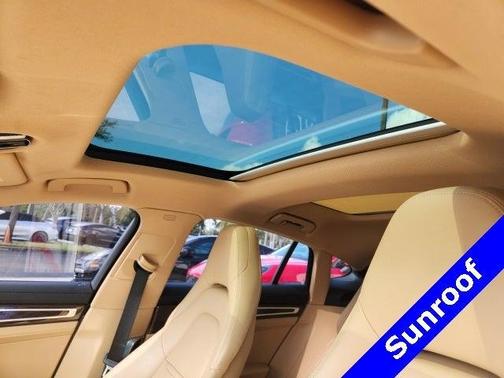 2020 Porsche Panamera 4