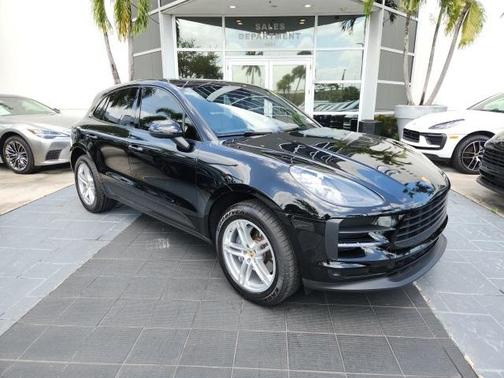 2021 Porsche Macan Base