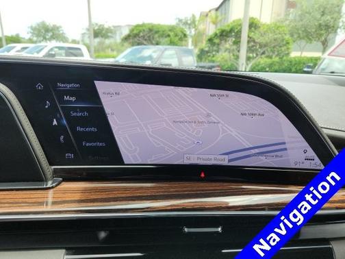 2022 Cadillac Escalade ESV Premium Luxury