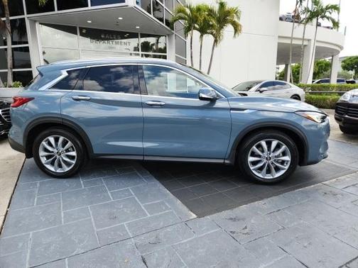 2022 INFINITI QX50 Luxe