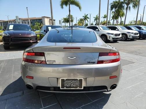 2006 Aston Martin V8 Vantage