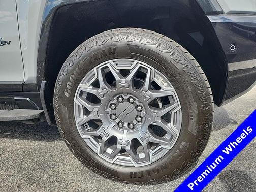 2024 GMC HUMMER EV SUV 3X