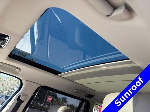 2020 Land Rover Range Rover P525 HSE LWB