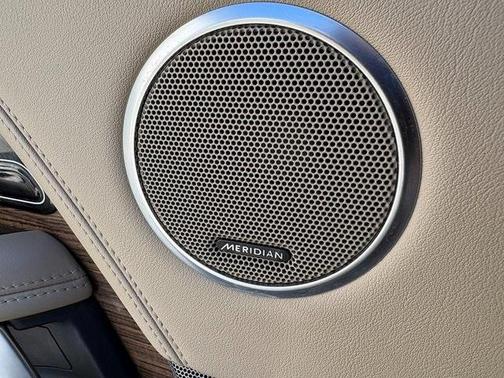 2020 Land Rover Range Rover P525 HSE LWB