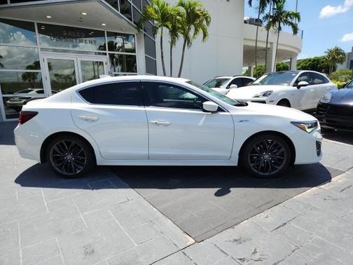 2022 Acura ILX TECHNOLOGY&A-SPEC PACKAGES