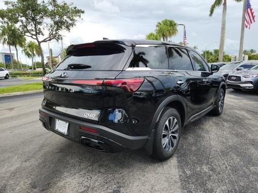 2023 INFINITI QX60 Pure
