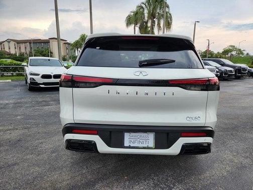 2025 INFINITI QX60 Pure