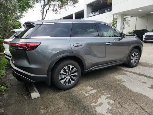 2025 INFINITI QX60 Pure