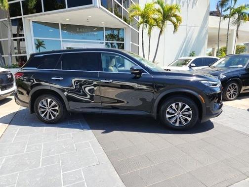 2023 INFINITI QX60 Pure