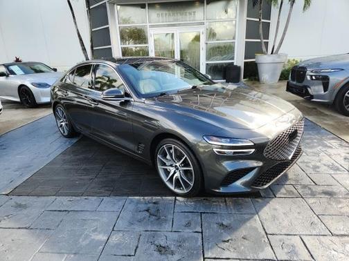2024 Genesis G70 2.5T