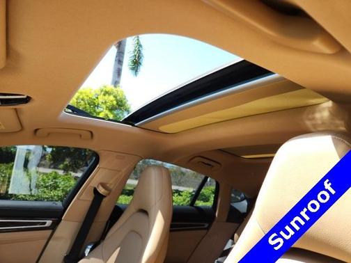 2020 Porsche Panamera 4
