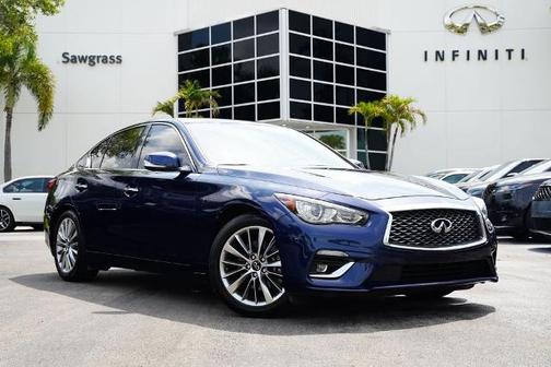 Grand Blue 2023 INFINITI Q50 LUXE
