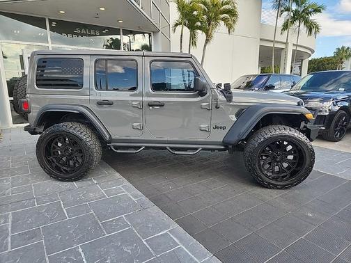 2022 Jeep Wrangler Unlimited Sport