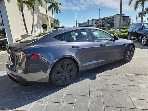 2021 Tesla Model S Long Range