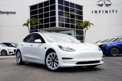 White 2021 Tesla Model 3 Standard Range Plus