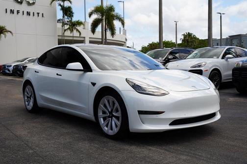 White 2021 Tesla Model 3 Standard Range Plus