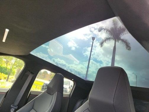 2024 Tesla Cybertruck Base