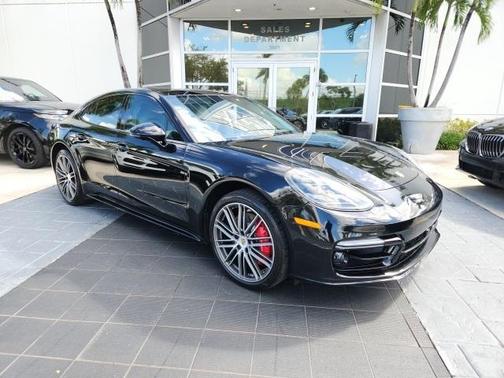 2020 Porsche Panamera GTS