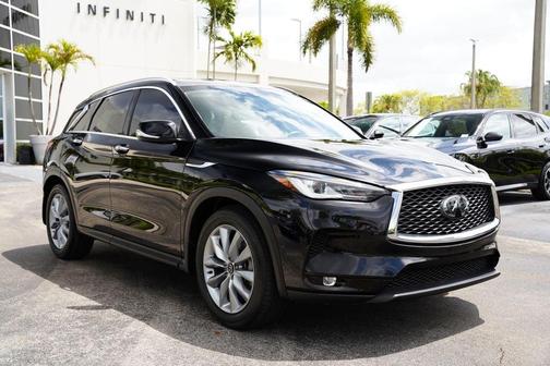 Black Obsidian 2022 INFINITI QX50 Luxe