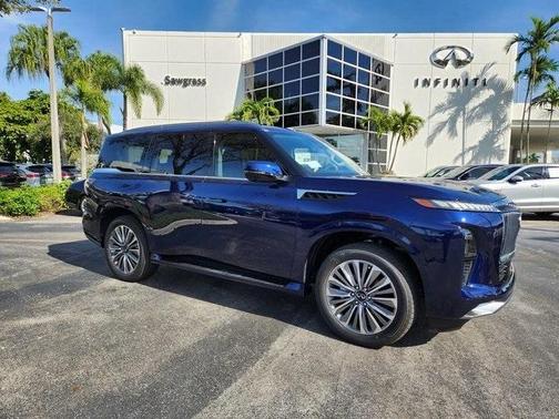 2025 INFINITI QX80 Luxe