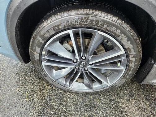 2025 INFINITI QX55 LUXE