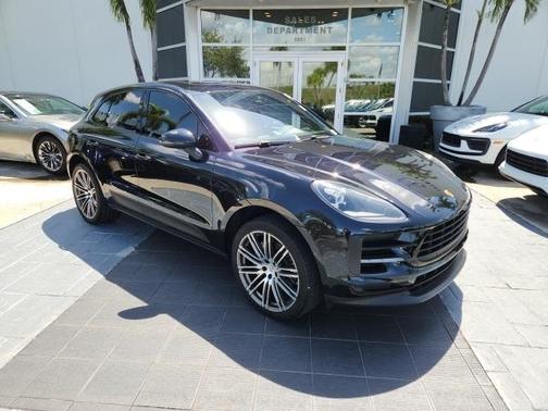 2021 Porsche Macan Base