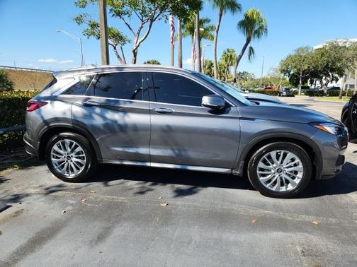 2025 INFINITI QX50 Luxe