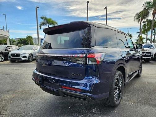 2025 INFINITI QX80 AUTOGRAPH