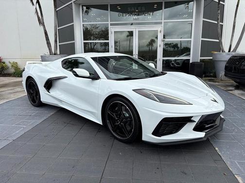 2020 Chevrolet Corvette Stingray w/2LT