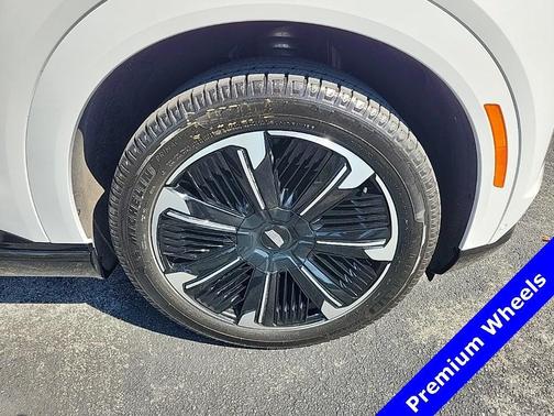 2025 Cadillac Escalade IQ Sport 1