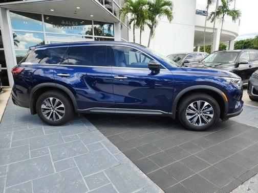 2025 INFINITI QX60 Pure