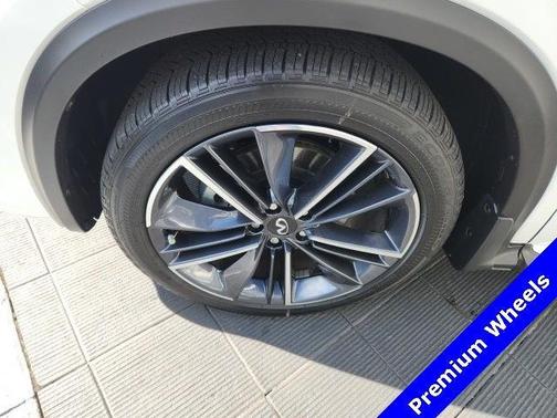 2025 INFINITI QX55 LUXE