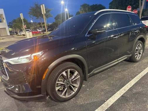 2023 INFINITI QX60 Luxe