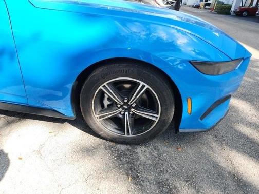 2025 Ford Mustang EcoBoost Premium