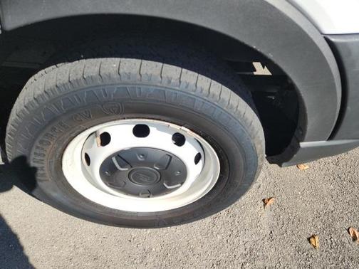 2022 Ford Transit-250 Base