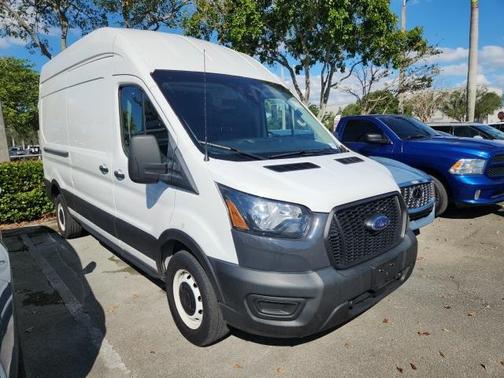 2022 Ford Transit-250 Base