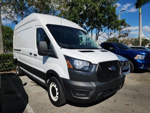 2022 Ford Transit-250 Base