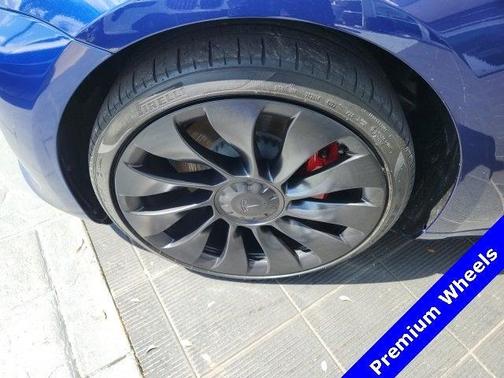 2023 Tesla Model 3 Performance