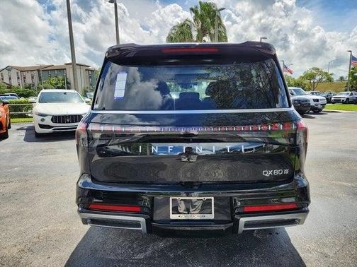 2025 INFINITI QX80 SENSORY