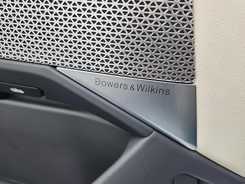 2023 BMW 760 760i xDrive