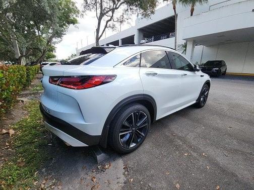 2025 INFINITI QX55 ESSENTIAL