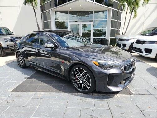 2022 Kia Stinger GT1
