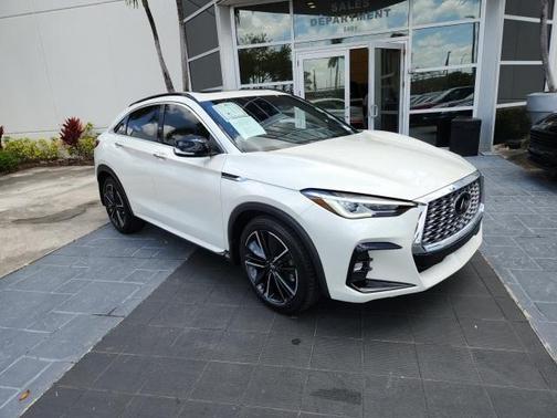 2022 INFINITI QX55 LUXE