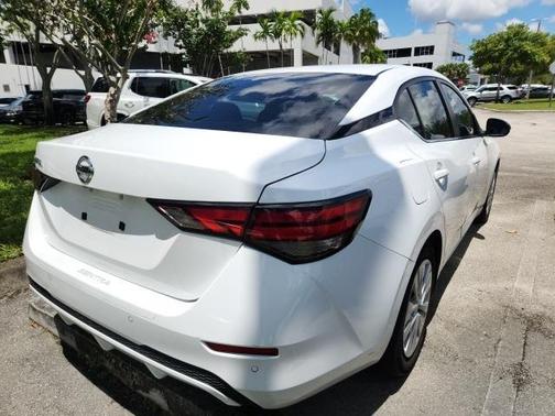 2022 Nissan Sentra S