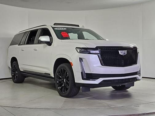 2023 Cadillac Escalade ESV Sport Platinum