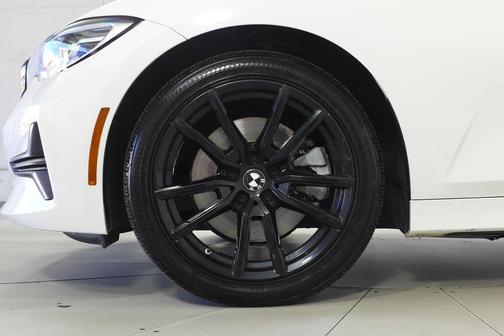 2020 BMW 330 330i