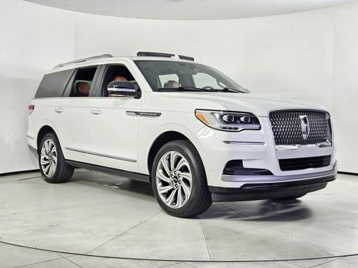 2022 Lincoln Navigator Reserve