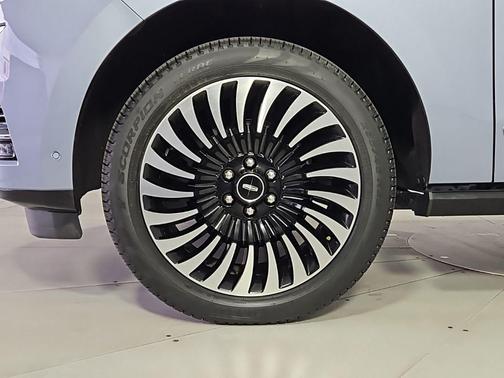 2021 Lincoln Navigator Black Label