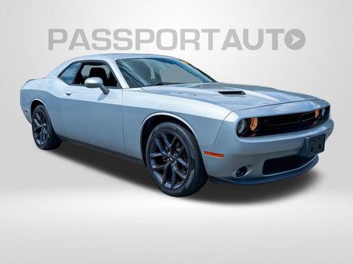 2020 Dodge Challenger SXT