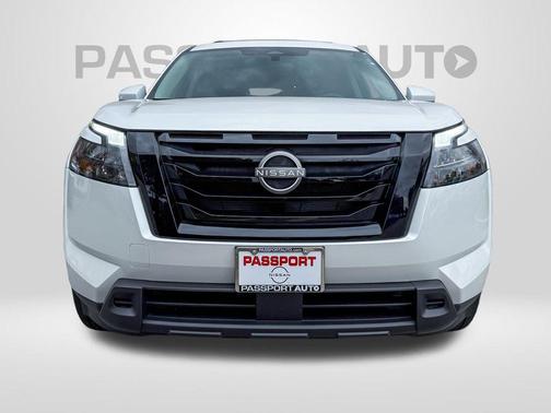 2025 Nissan Pathfinder SV 4WD